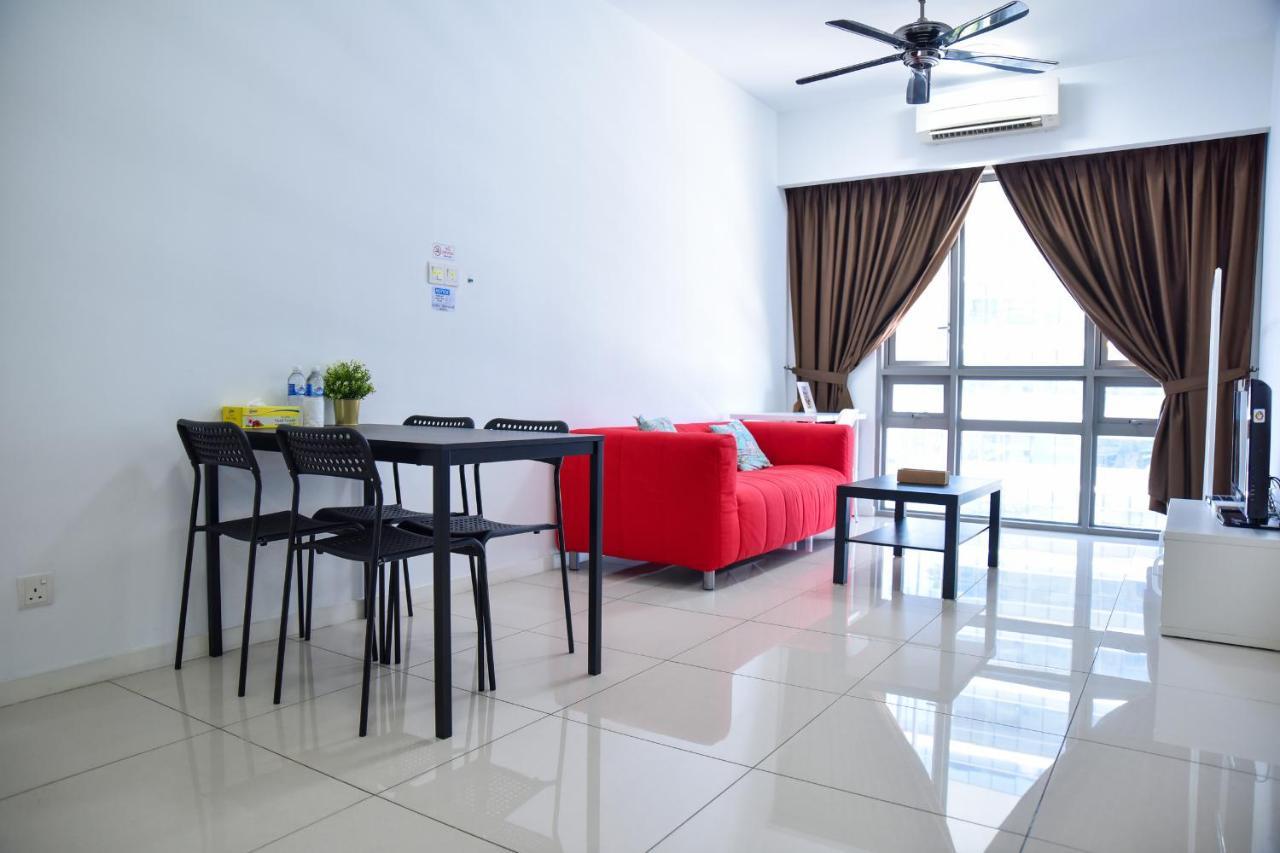 Апартаменты Gt2@Cascades Residency Петалинг-Джая Экстерьер фото