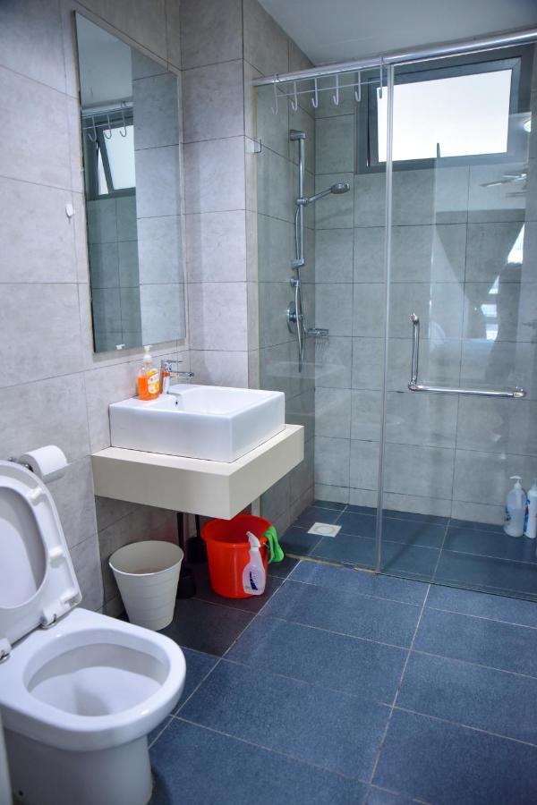 Апартаменты Gt2@Cascades Residency Петалинг-Джая Экстерьер фото
