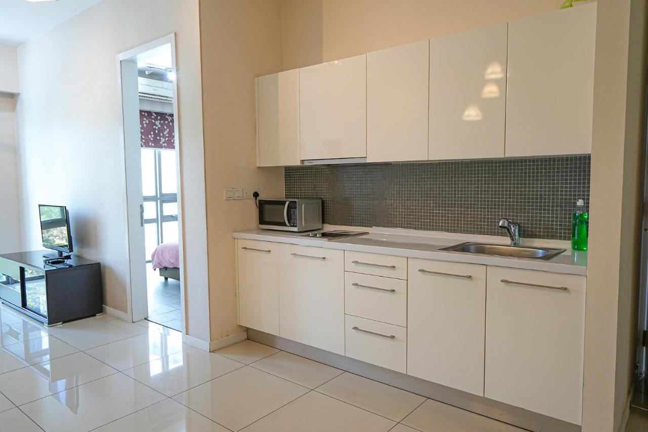 Апартаменты Gt2@Cascades Residency Петалинг-Джая Экстерьер фото